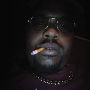 Meet your Posher, Djuante